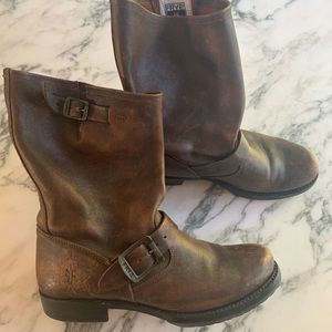 Frye’s engineer boots size 8